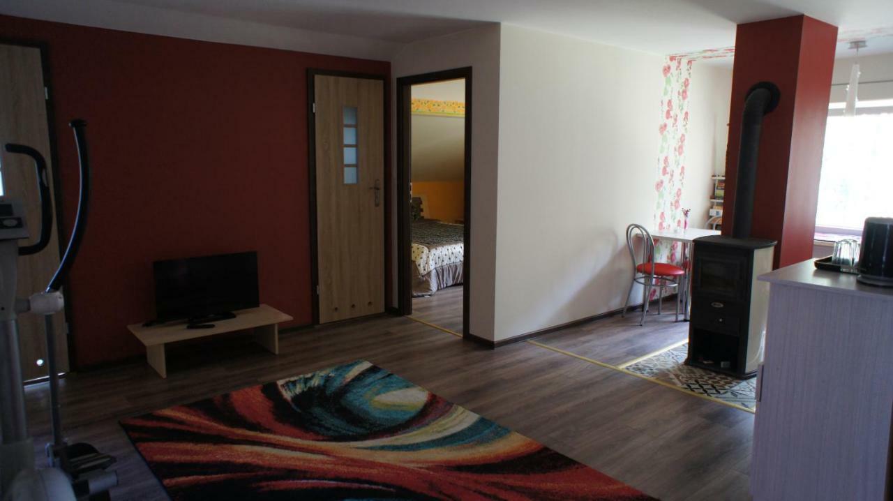 W Cieniu Sosen Otel Grebow Dış mekan fotoğraf